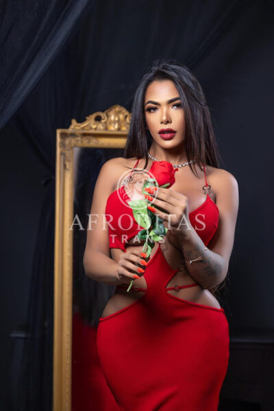 Isabelly Masajista Travesti en Madrid Isabelly Masajista Travesti en Madrid